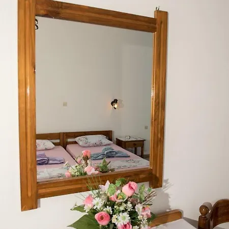 Olga * Alinda (Leros)